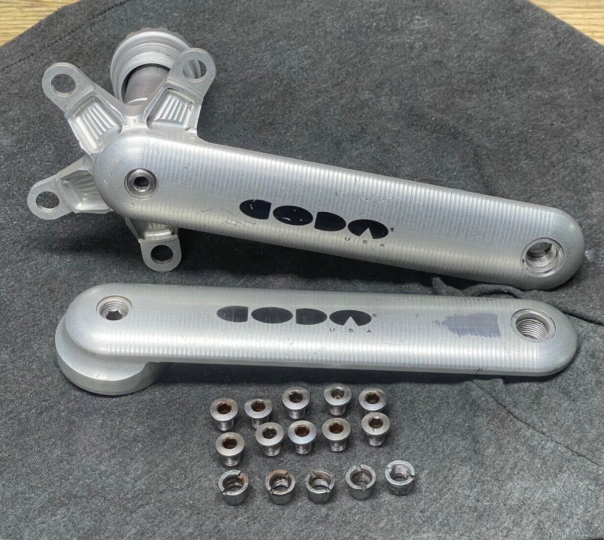 CODA Cannondale Magic Motorcycle 175mm Crankset 140 Spindle Triple