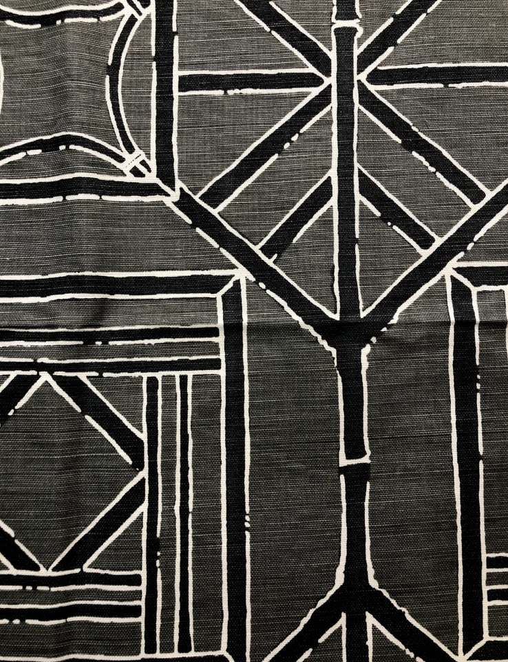 Paquete de tela de dos piezas - Incluye tela de panel Thibaut Shoji en gris Foto 2 de 4