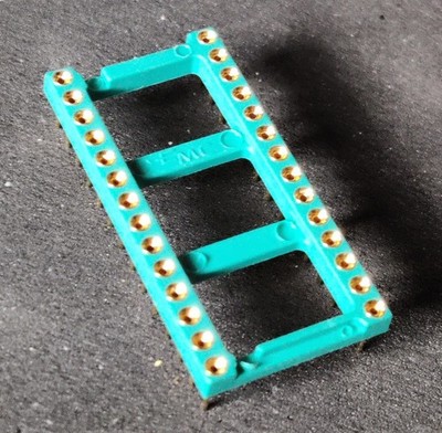 4 Stück IC Präzisionssockel Fassung breit RM 2.54 mm 28-polig