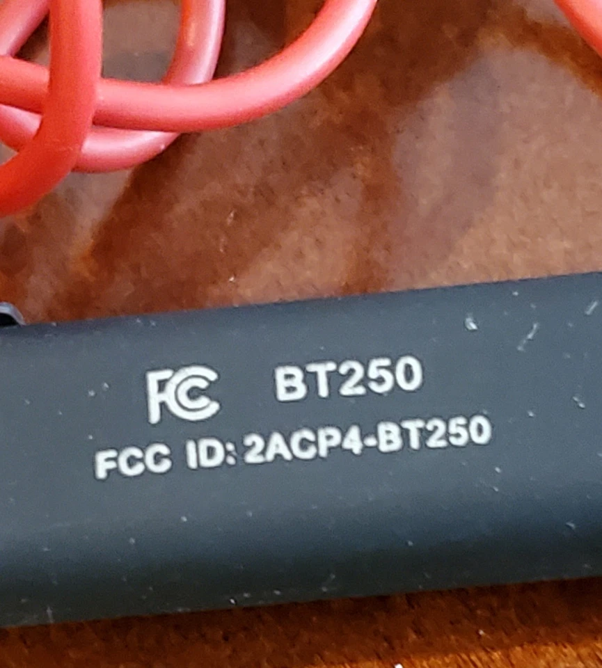 Extraem BT250 - earphones with mic with Free Accessories.  New - Image 3 of 4