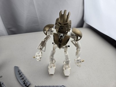 Lego Bionicle - Takanuva #8596 Incomplete Vehicle & Figure | eBay