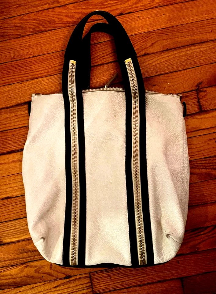 Precioso bolso de mano Tom Ford de cuero con cremallera, blanco/negro Foto 3 de 4