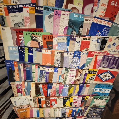 HUGE Lot 200+ Vintage Sheet Music Early 1900's & Up... Condition Varies SEE PICS - Picture 11 of 12