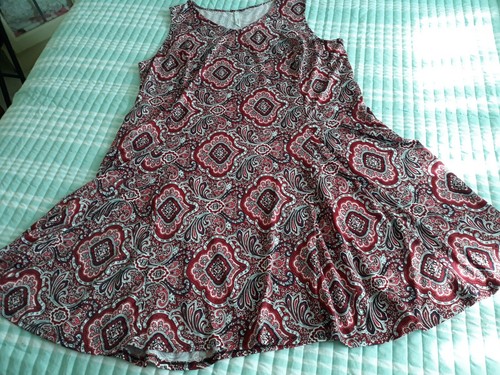NY Collection Woman 3X Red Black Paisley Sleeveless V-Neck Poly Spandex Dress - Picture 3 of 5