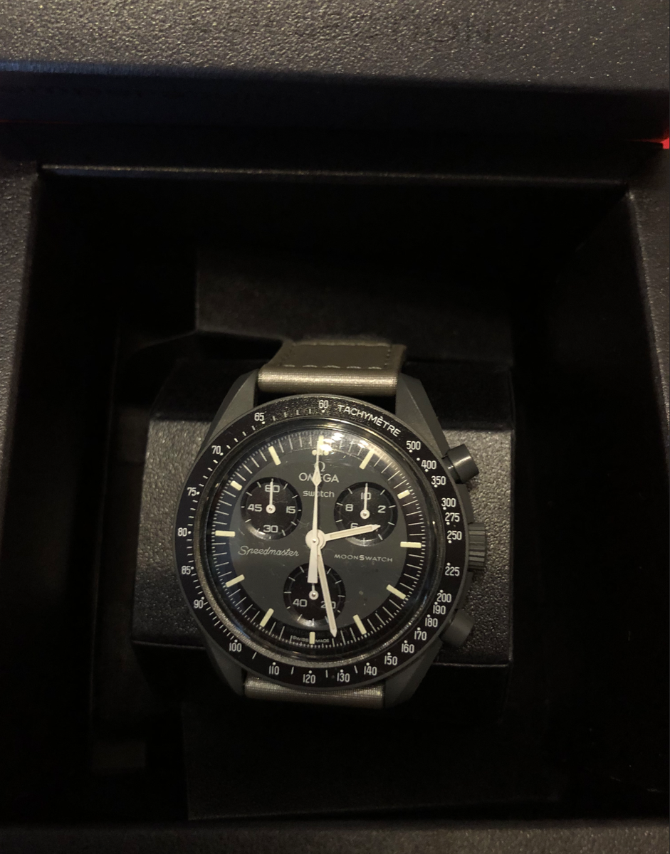 OMEGA x Swatch Speedmaster MoonSwatch Men's Black Watch - SO33M100