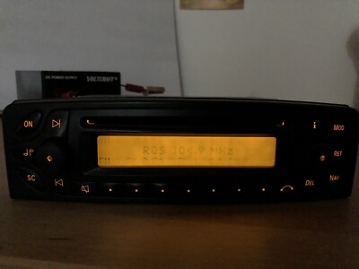 Mercedes Becker Radio BE4718 Audio 30 APS Navigation CD 2038204685 Display Error