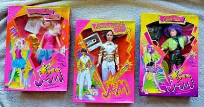 INCREDIBLE LOT JEM 3 DOLLS! JERRICA, CLASH & RIO (ROCK GOLD FLASH). HASBRO! BNIB