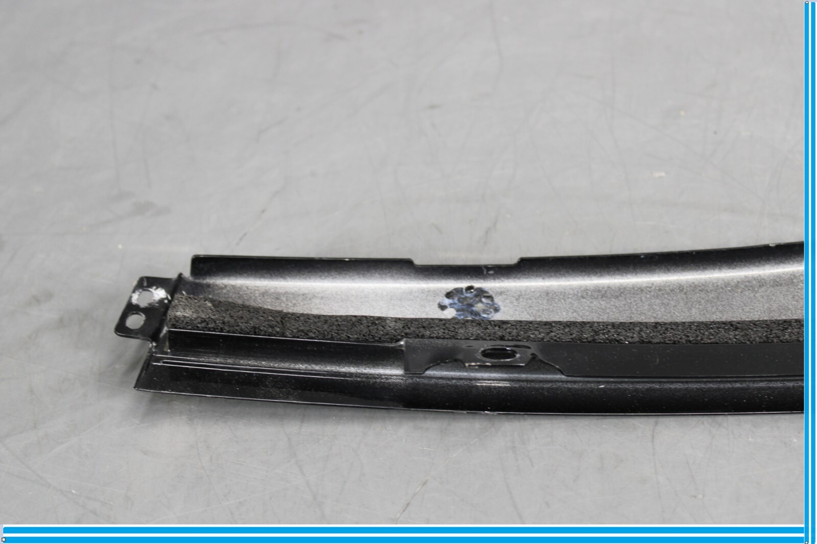 Bentley Continental 2006-2012 Rear Left Pillar cover Black