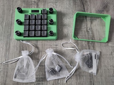 17B06E Macropad, Makro Tastatur, RGB, VIAL, Mechhanisch, Stream Deck+ Alternativ