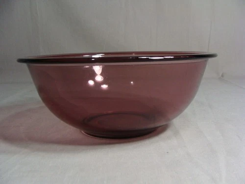 1 PYREX 2.5 Liter Cranberry Glass Mixing Bowl, USA