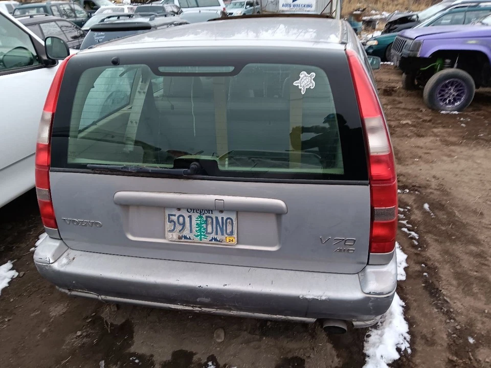 Driver Left Front Door Sedan Fits 98-00 VOLVO 70 SERIES 27953373 Foto 4 de 4