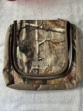 Red Head Utility Bag Fish Hunt Real Tree Camouflage Zip Close Embroider