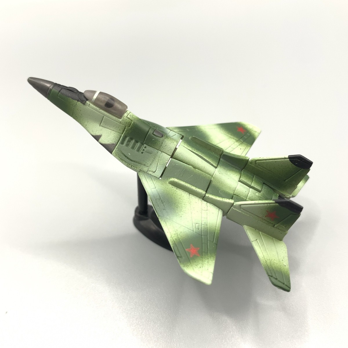 MiG-29 Fulcrum Choco Egg World Fighter Series Figure Furuta Japan