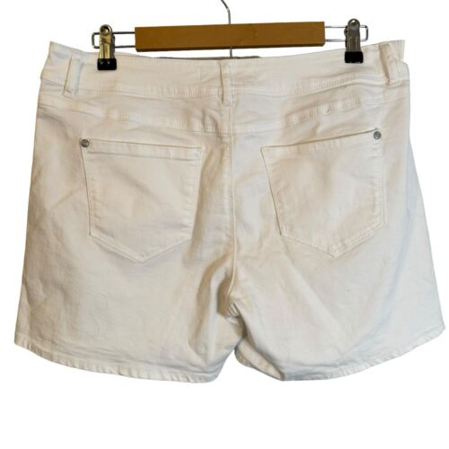 Cato Shorts Größe 14 mittelhoher Bund weiß Denim Schrittlänge Damenshorts - Bild 6 von 12