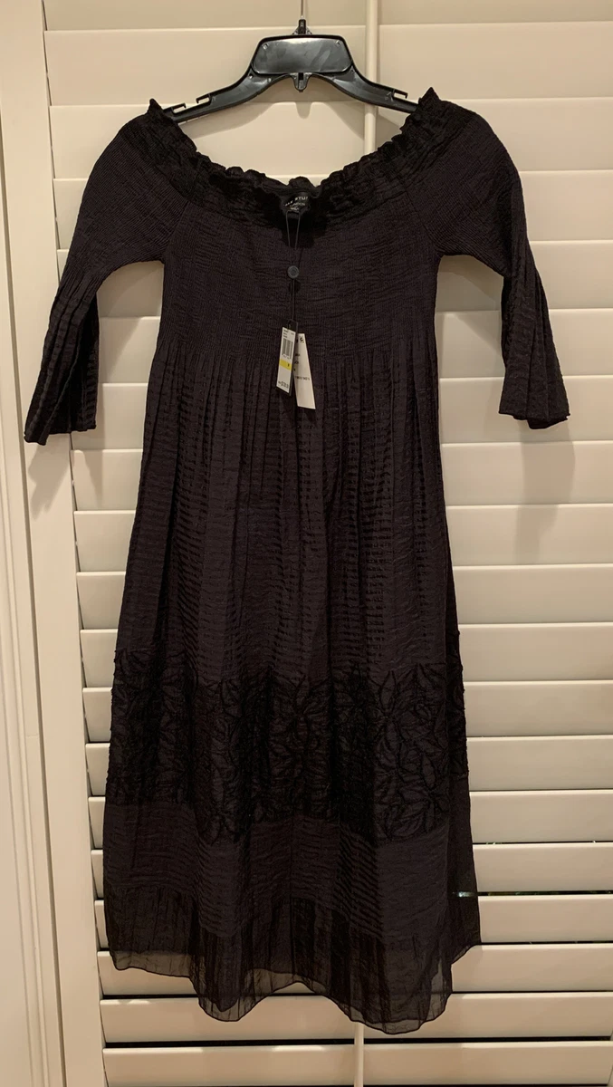 Max studio 2025 embroidered dress