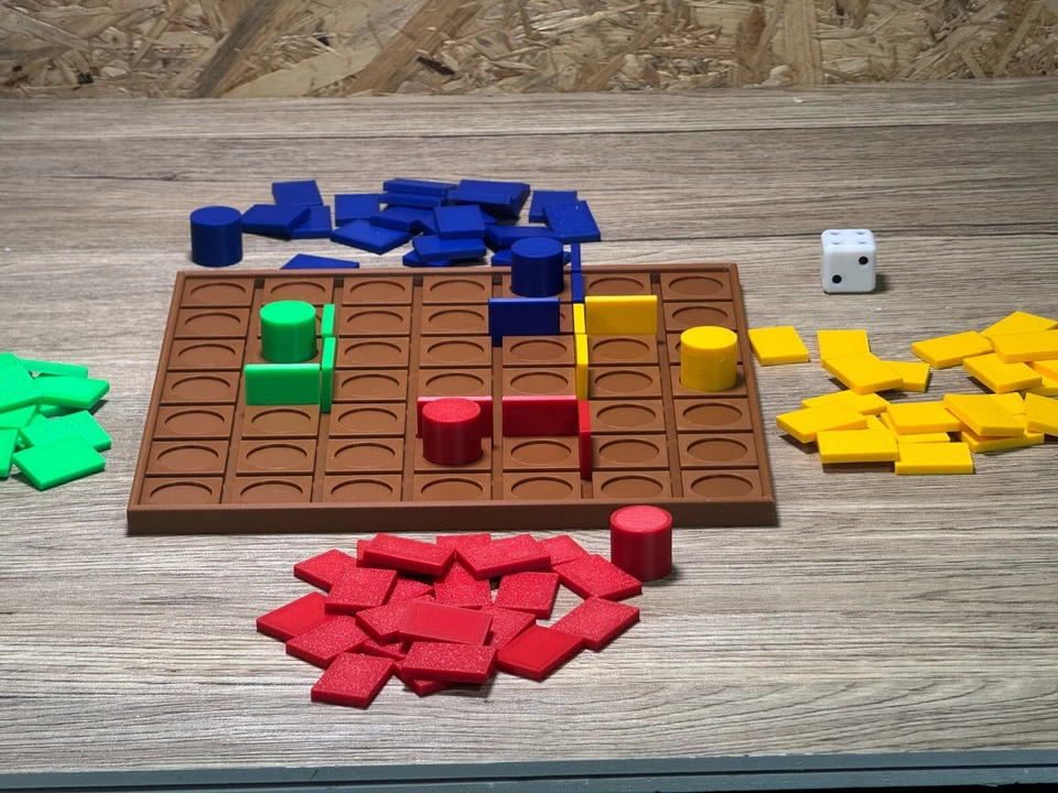 Wall Go – Strategy Board Game | Seen in The Devil’s Plan (Netflix) Travel Size - Image 2 of 4