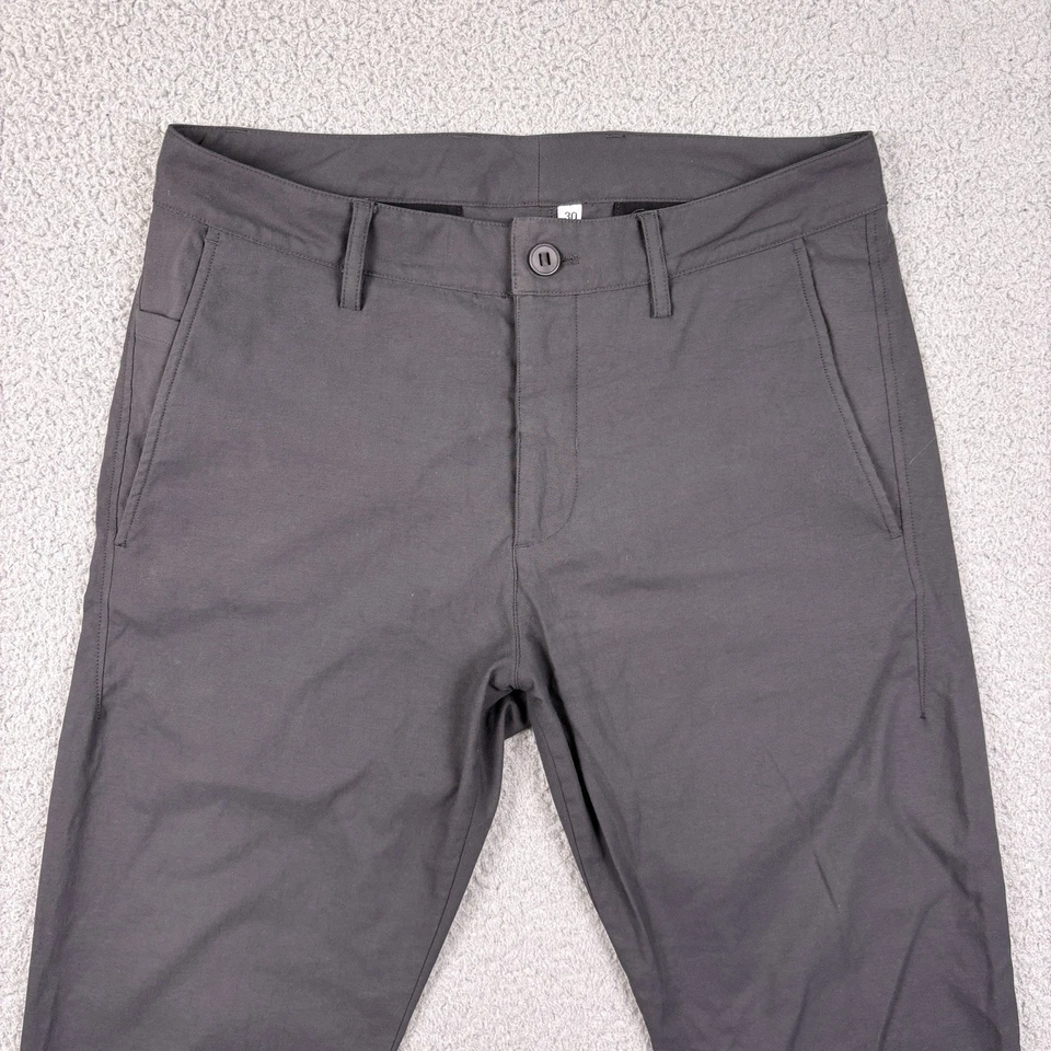 Pantalones Outlier NYC Para Hombre 30x26 Gris Chino Minimalista Hechos en Portugal Informales Foto 3 de 4