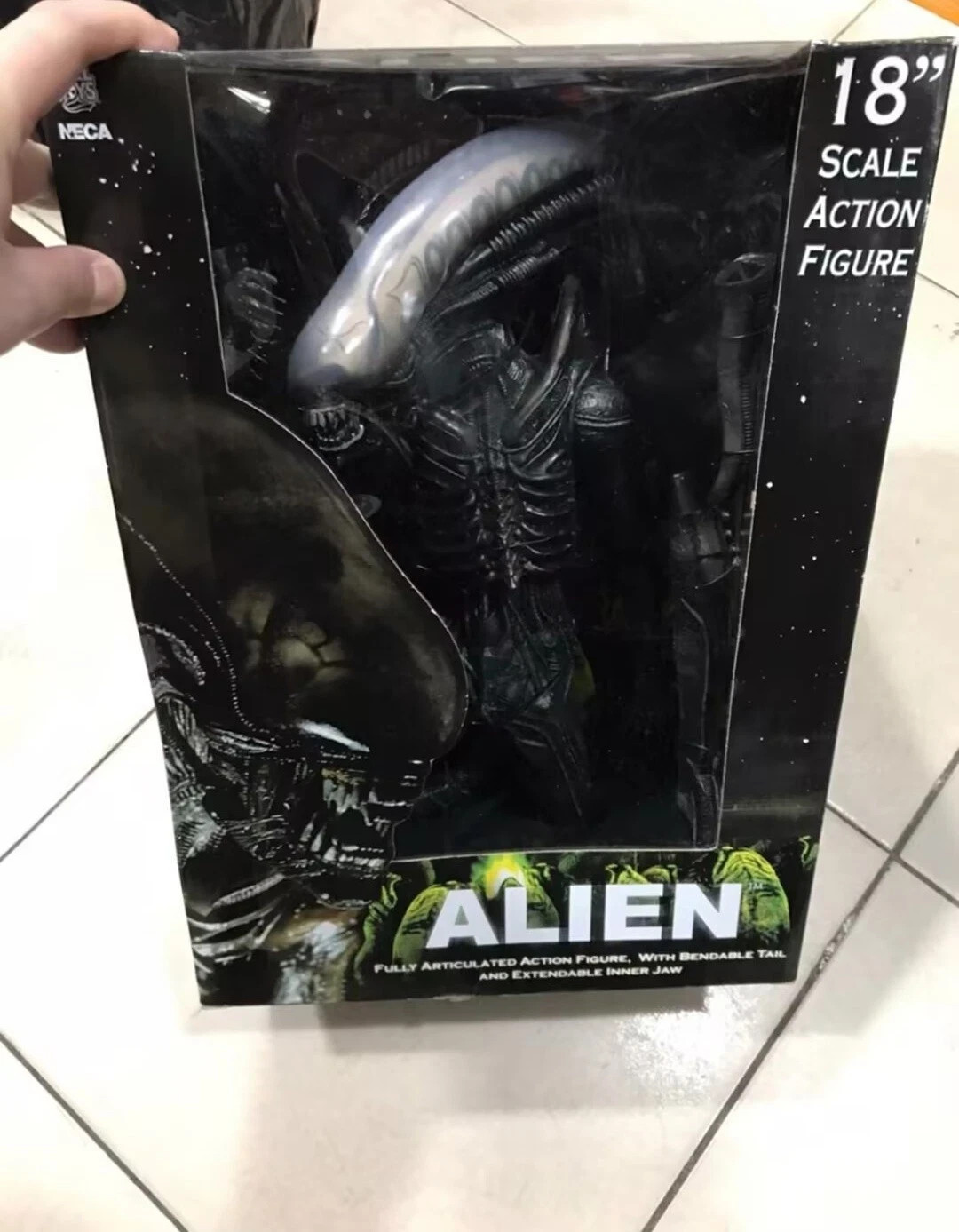 NECA Alien 18-Inch Scale Action Figure Xenomorph Action Figure in