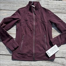 Lululemon Define Track Jacket Luon black plumb size 4 NWT