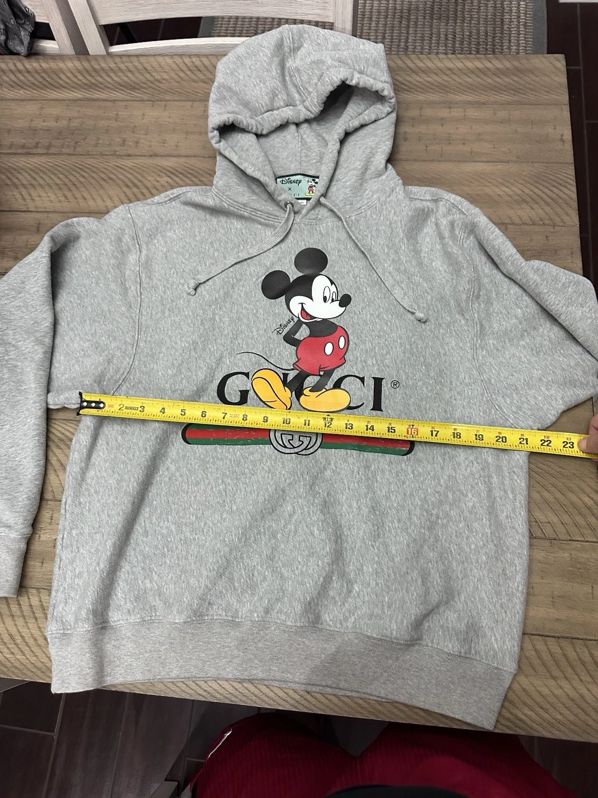 Felpa con cappuccio Gucci Disney Topolino taglia small funziona poco grande