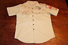 Boy Scouts of America BSA Men's Shirt Tan Large Sewn Patches Short Sleeve
