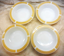 4 ANCHOR HOCKING HARVEST ATHENA PLACESETTER COLLECTION MILK GLASS BOWLS 6 3/4"W