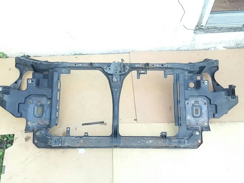 SUPORTE DE VENTILADOR DE REFRIGERAÇÃO PARA RADIADOR NISSAN QUEST 2004-2006 - Imagem 3 de 3