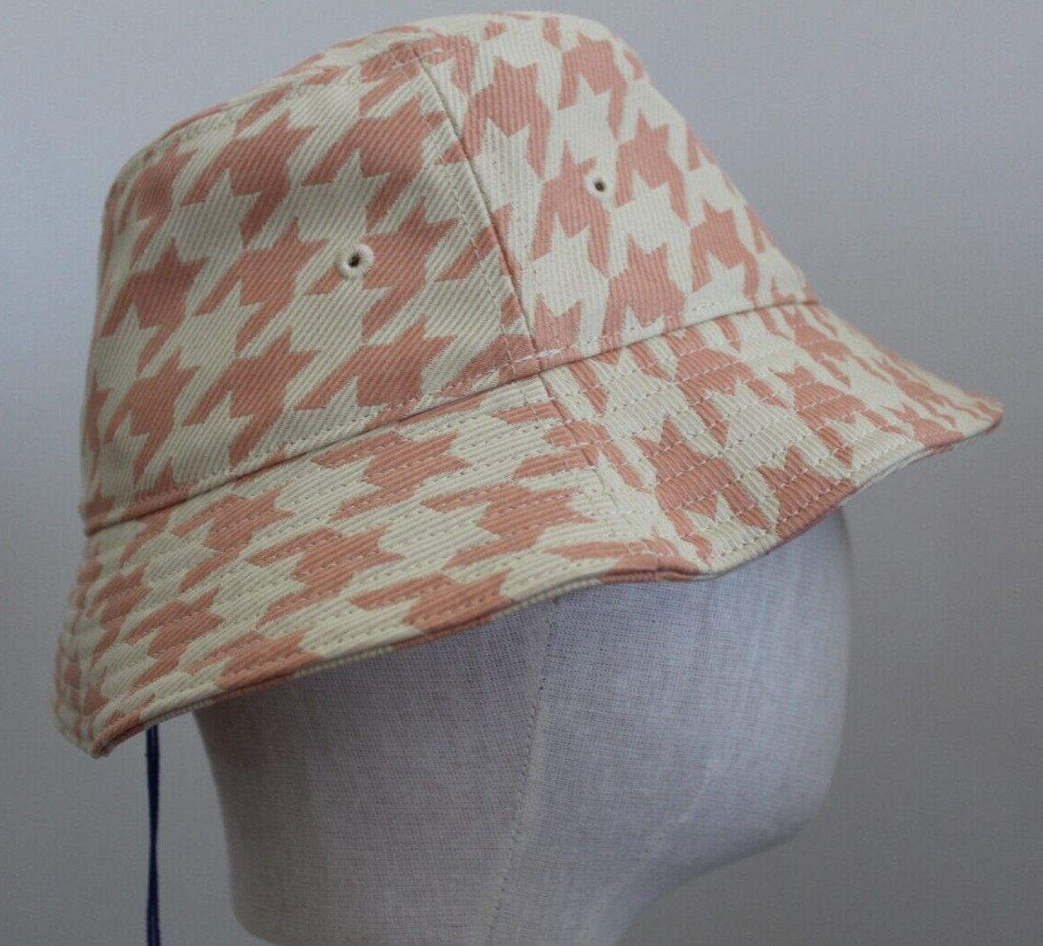 NWT Burberry Sherbet Houndstooth Baseball Twill Hat Cap S NWT Burberry Sherbet Houndstooth Bucket Hat S | eBay main image 2