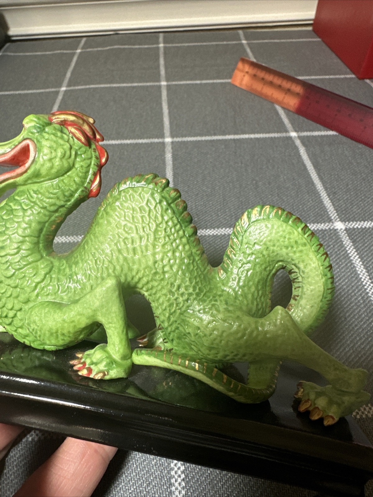 vintage-halcyon-days-porcelain-ming-dynasty-dragon-figurine-limited