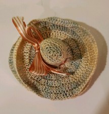 VTG Hand Crocheted Ladies Hat Needlecase  Philadelphia Enquirer Thimble Holder 