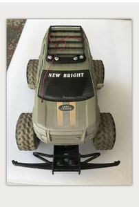 new bright land rover discovery