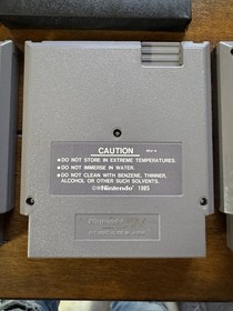 Nintendo NES Game Lot (4) Mega Man 3 Excitebike Mario Duck Hunt Pro Wrestling 