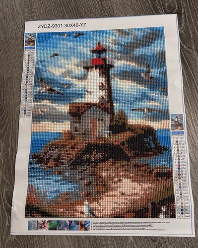 Diamond Painting Finished Completed 3D Wall Art 12x16” SEASIDE LIGHTHOUSE - Afbeelding 1 van 8