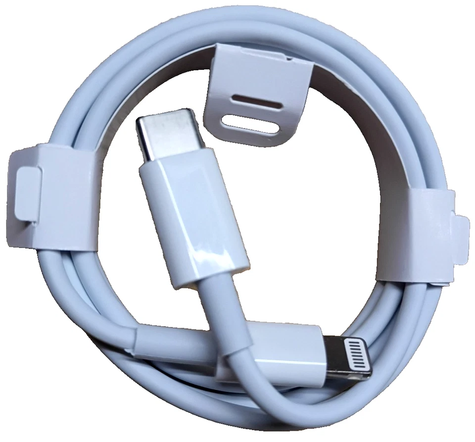3x OEM 1 Meter USB-C To Lightning Charge/Sync Cable - Image 2 of 4