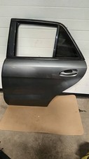 Mercedes-Benz GLE (W166 - C292) 2015 Hinten links Tür hinten GRB28386 Mercedes-Benz GLE (W166 - C292) 2015 Hinten links Tür hinten GRB28386