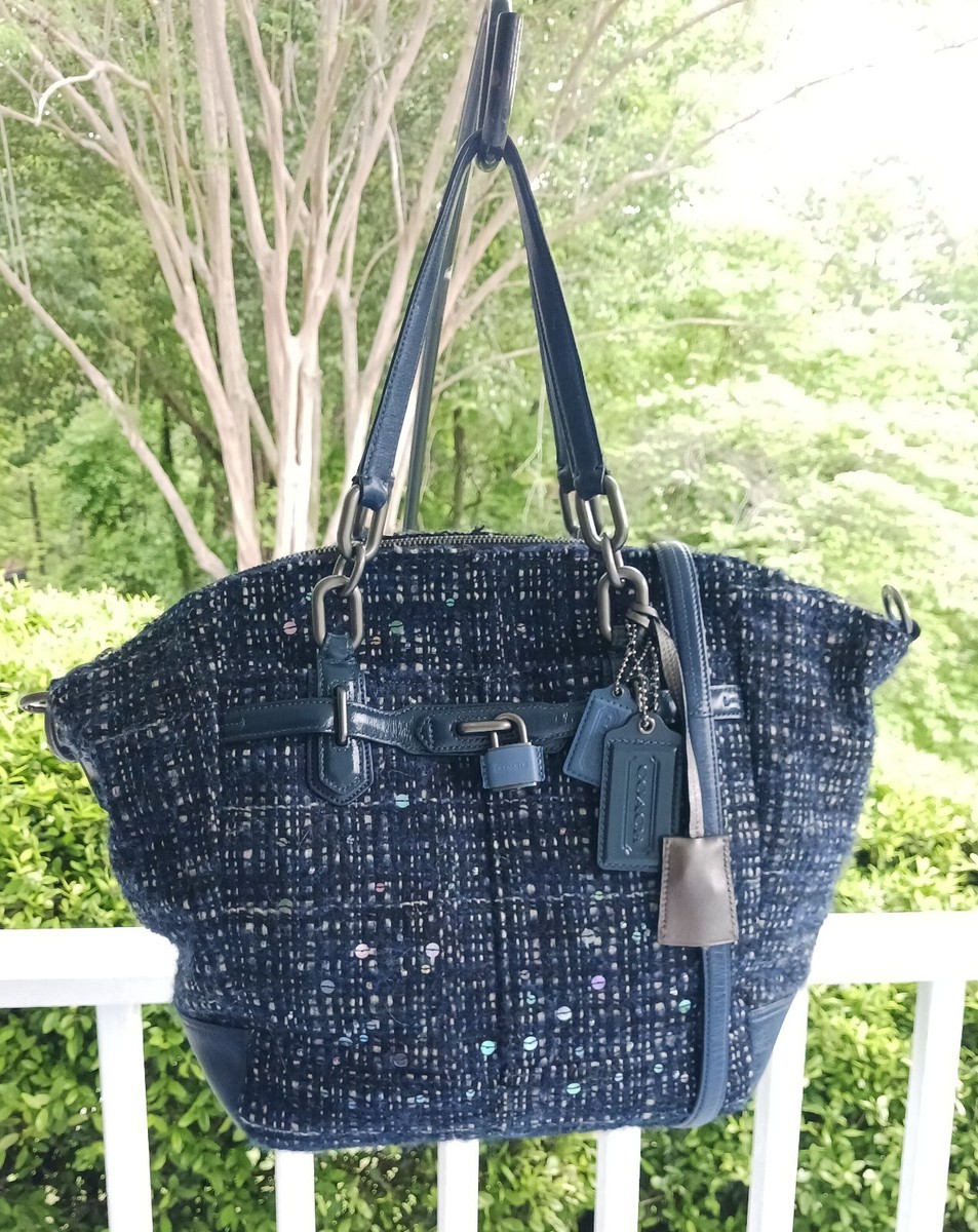 COACH ボディバッグ　ブラウン　ロゴデザイン Coach 17813 LARGE Chelsea Boucle Emerson Navy Blue Tweed Tote