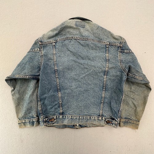 VINTAGE Levis Jean Jacket Mens Medium Trucker Medium Wash Made in USA - Picture 2 of 11
