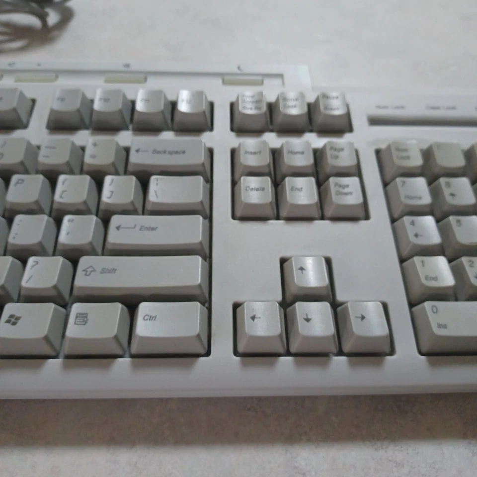 Vtg SONY Clicky Keyboard PS2 Connector Tested USED Light Gray - Image 4 of 4