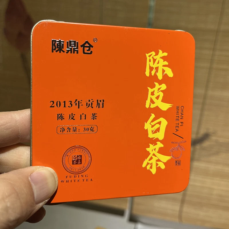 Ladrillo de té blanco mandarina 30 g cáscara de naranja gongmei árbol viejo té blanco caja de hierro Foto 4 de 4