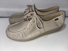 SAS Siesta Womens Shoes 8.5 M Beige Lace Up Leather Handsewn Moccasin USA Made