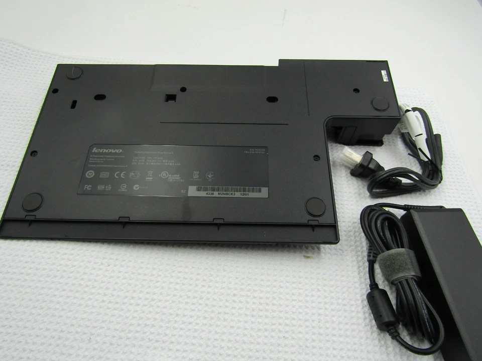 NUEVO Lenovo Thinkpad 4337 Mini Dock Plus Serie 3 Estación de Acoplamiento Foto 3 de 4