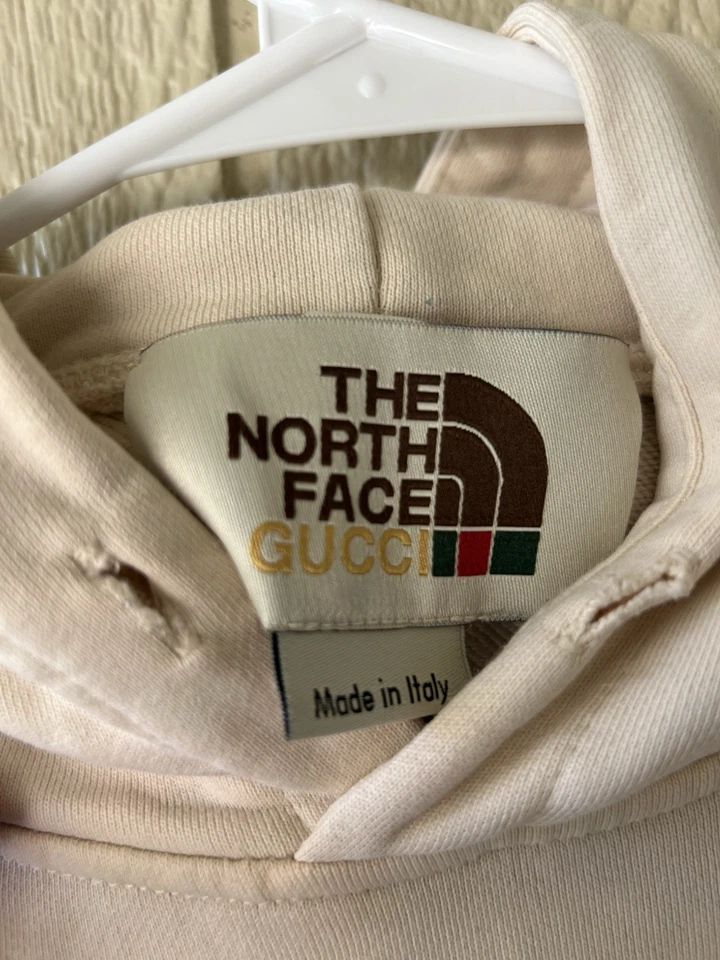The North Face x Gucci Cream Pullover Hoodie Size M Unisex Logo Graphic Collab  - Image 4 of 4