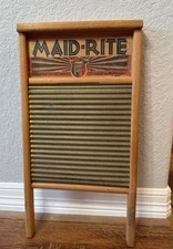 Vintage Maid-Rite No. 2062 Standard Family Size Wash Board Columbus Washboard Co