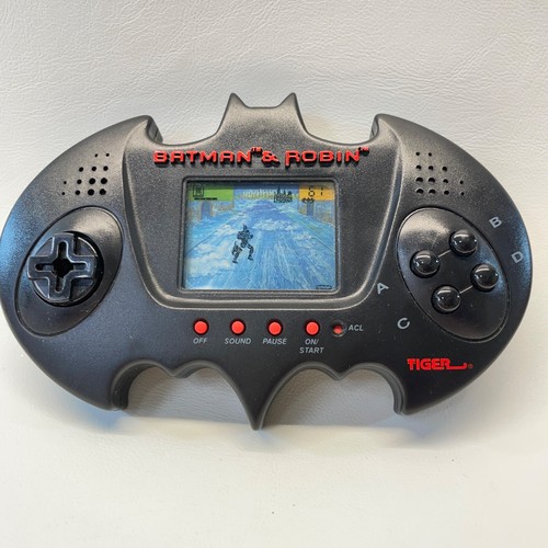 Batman & Robin Handheld Electronic Game von Tiger Electronics 1997 - Bild 1 von 5