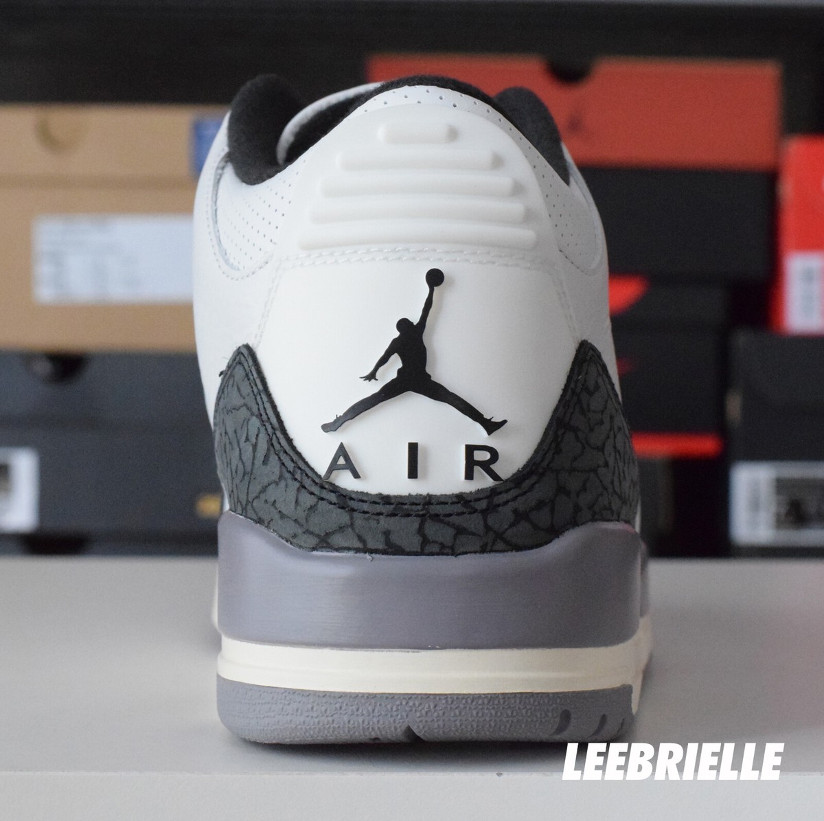 Nike Air Jordan 3 Retro Cement Grey CT8532-106 Men's Size Nike Air Jordan 3 Retro Cement Grey CT8532-106 Men's Size