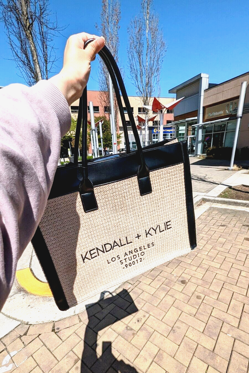 KENDALL KYLIE Straw Faux Leather Summer TravelTote Bag
