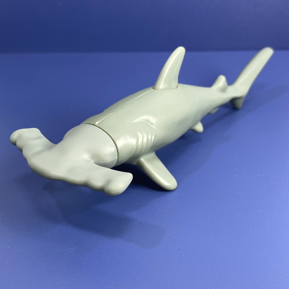 2016 Fast Food Premium Toy Sonic Discovery Hammer Head Shark