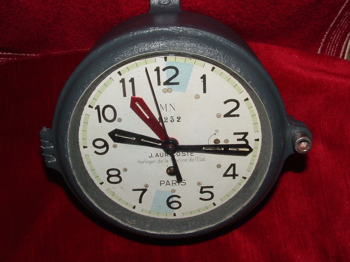 MONTRE PENDULE MILITAIRE MARINE NATIONALE AURICOSTE 1940