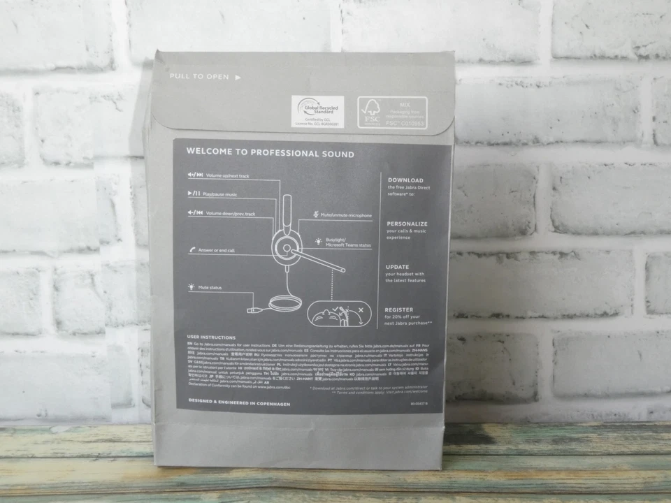 Jabra Evolve 2 30 Black Stereo Lightweight Portable Wired On Ear Headset NIB - Image 2 of 3