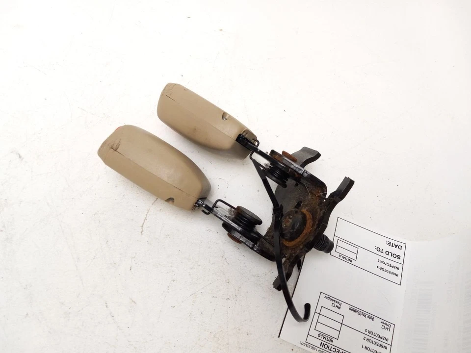 Nissan Sentra 2007 hebilla de cinturón de seguridad trasero derecho Foto 4 de 4